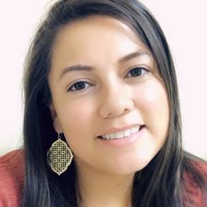 Meet your Posher, Roxanna